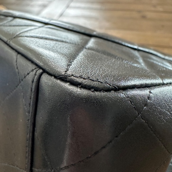 Vintage Chanel Maxi Single Flap - Picture 10 of 16